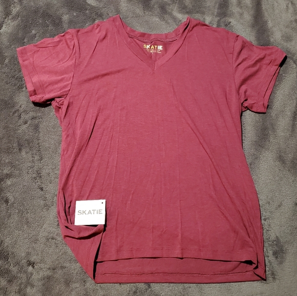 NWT Skatie 'Hubby Tee' shirt size S (small), Spice Red - Picture 4 of 13
